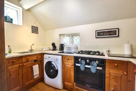 Bredon, Tewkesbury, Gloucestershire, Image 44