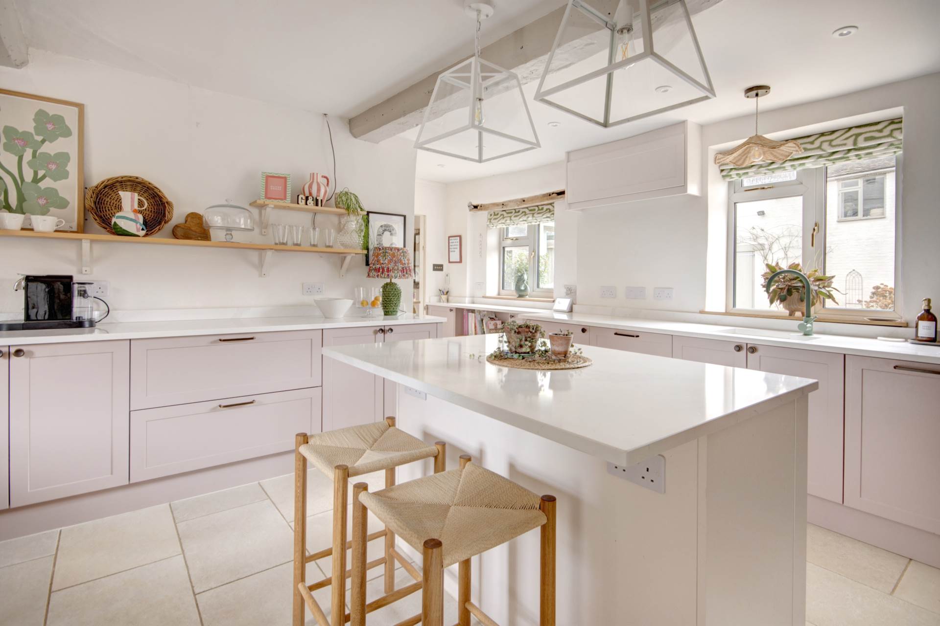 Main Road, Bredon, Tewkesbury, Gloucestershire, Image 13