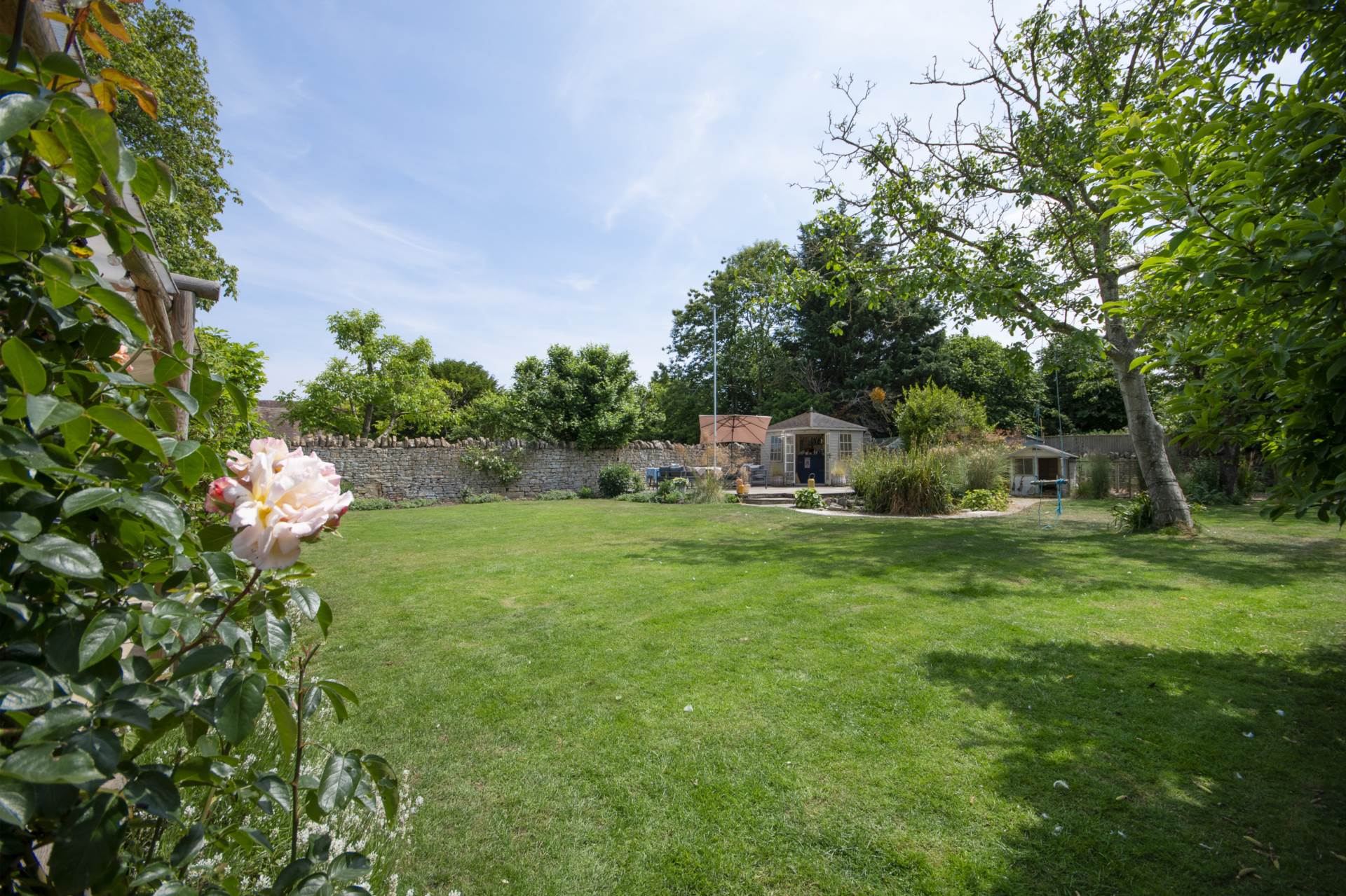 Main Road, Bredon, Tewkesbury, Gloucestershire, Image 30