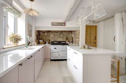 Main Road, Bredon, Tewkesbury, Gloucestershire, Image 10