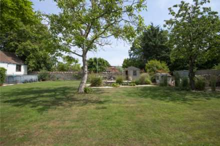 Main Road, Bredon, Tewkesbury, Gloucestershire, Image 2