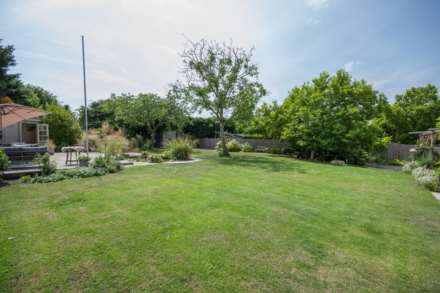 Main Road, Bredon, Tewkesbury, Gloucestershire, Image 31