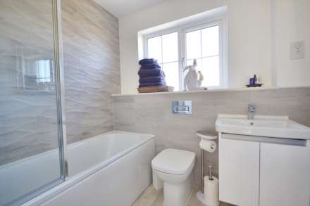 Brentyard Close, Alderton, Tewkesbury, Gloucestershire, Image 16