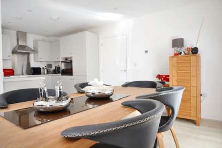 Brentyard Close, Alderton, Tewkesbury, Gloucestershire, Image 8