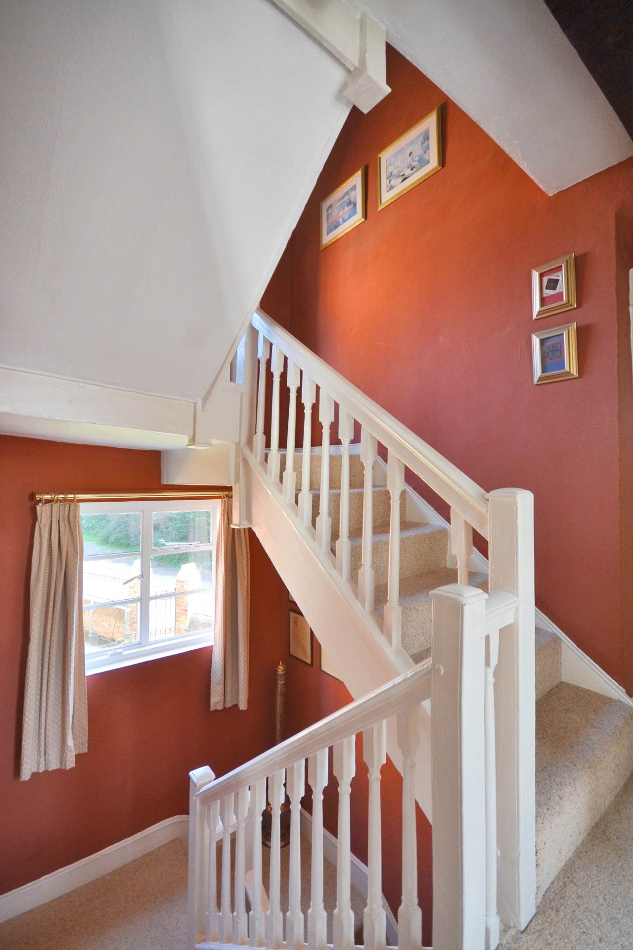 Church End. Twyning, Tewkesbury, Gloucestershire, Image 19