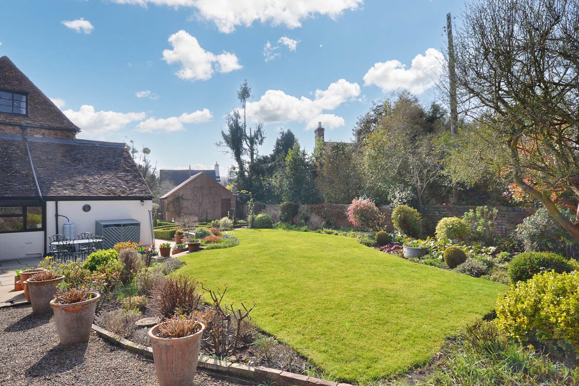 Church End. Twyning, Tewkesbury, Gloucestershire, Image 37