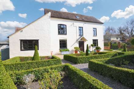 4 Bedroom Detached, Church End. Twyning, Tewkesbury, Gloucestershire