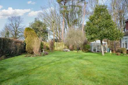 Cheltenham Road, Kinsham, Tewkesbury, Gloucestershire, Image 2