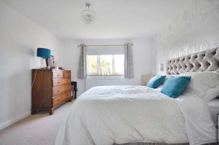 Cheltenham Road, Kinsham, Tewkesbury, Gloucestershire, Image 20