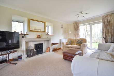Cheltenham Road, Kinsham, Tewkesbury, Gloucestershire, Image 4
