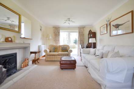 Cheltenham Road, Kinsham, Tewkesbury, Gloucestershire, Image 8
