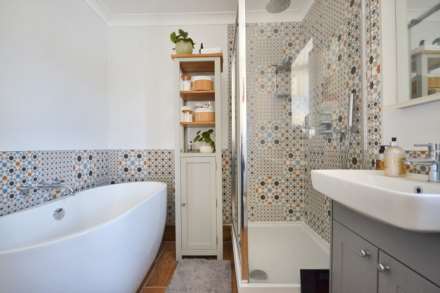 Cheltenham Road, Winchcombe, Cheltenham, Gloucestershire, Image 20