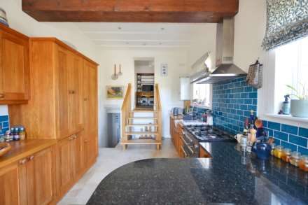 Cheltenham Road, Winchcombe, Cheltenham, Gloucestershire, Image 9