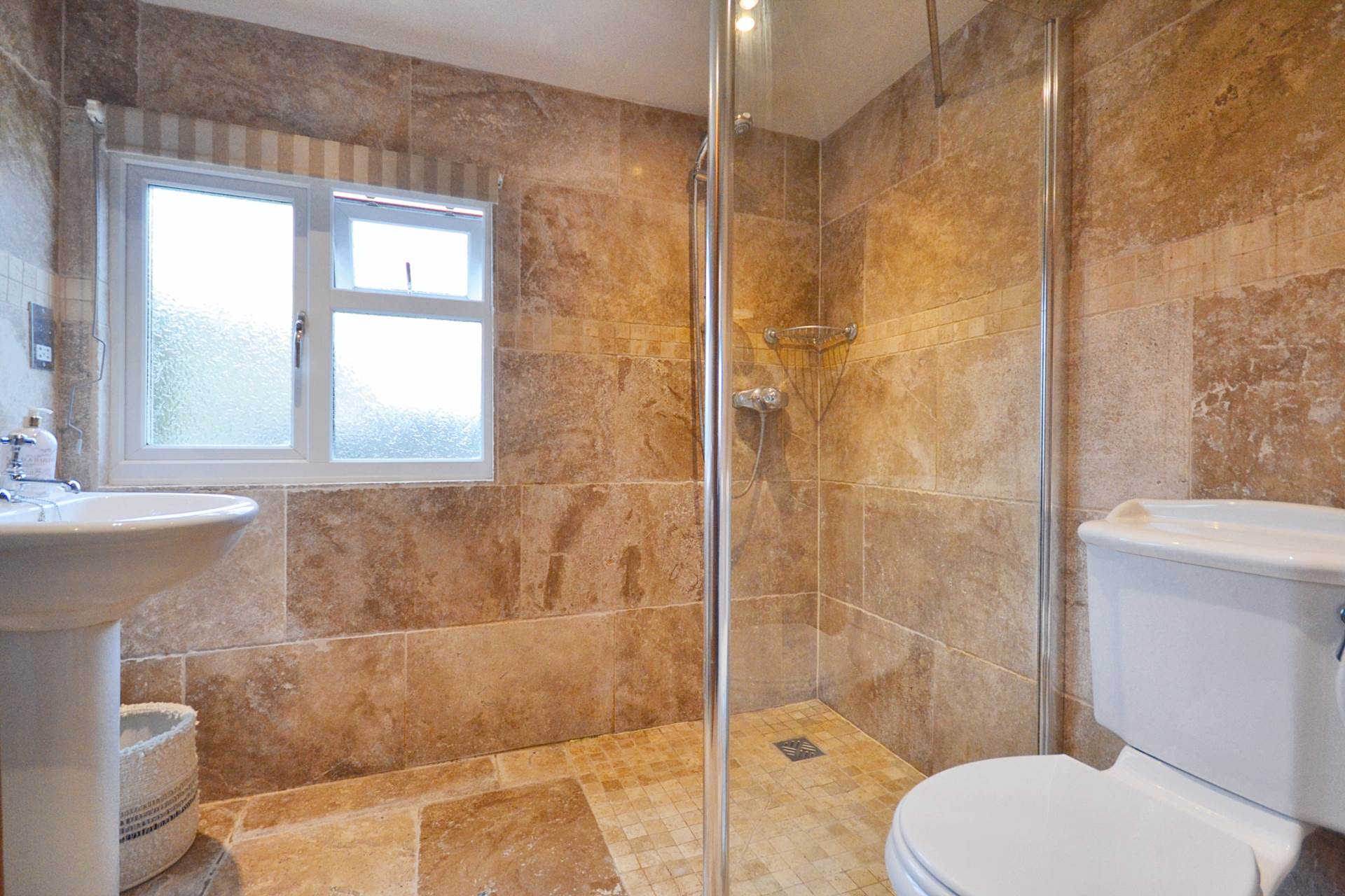 Malleson Road, Gotherington, Cheltenham, Gloucestershire, Image 23