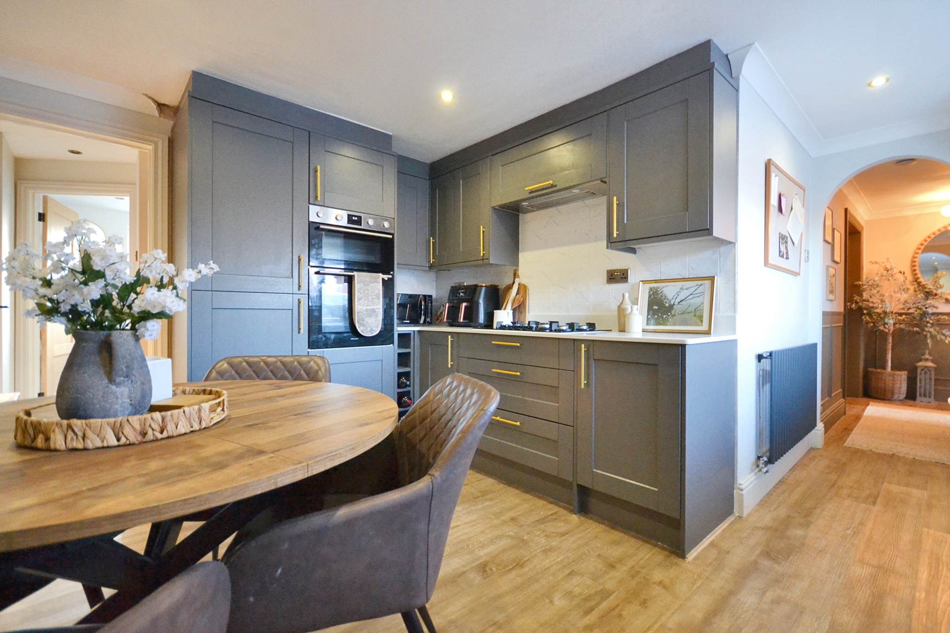 Queensmead, Bredon, Tewkesbury, Gloucestershire, Image 10