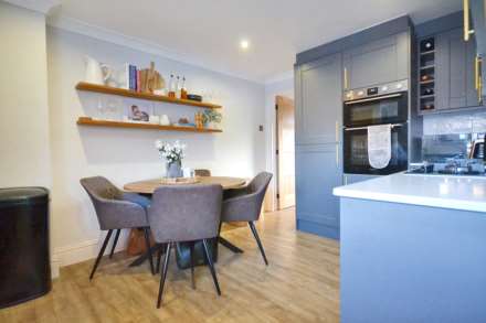 Queensmead, Bredon, Tewkesbury, Gloucestershire, Image 12