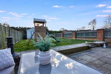 Queensmead, Bredon, Tewkesbury, Gloucestershire, Image 22