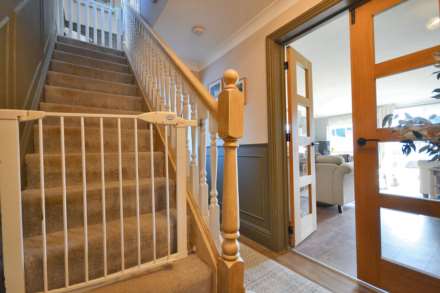 Queensmead, Bredon, Tewkesbury, Gloucestershire, Image 3