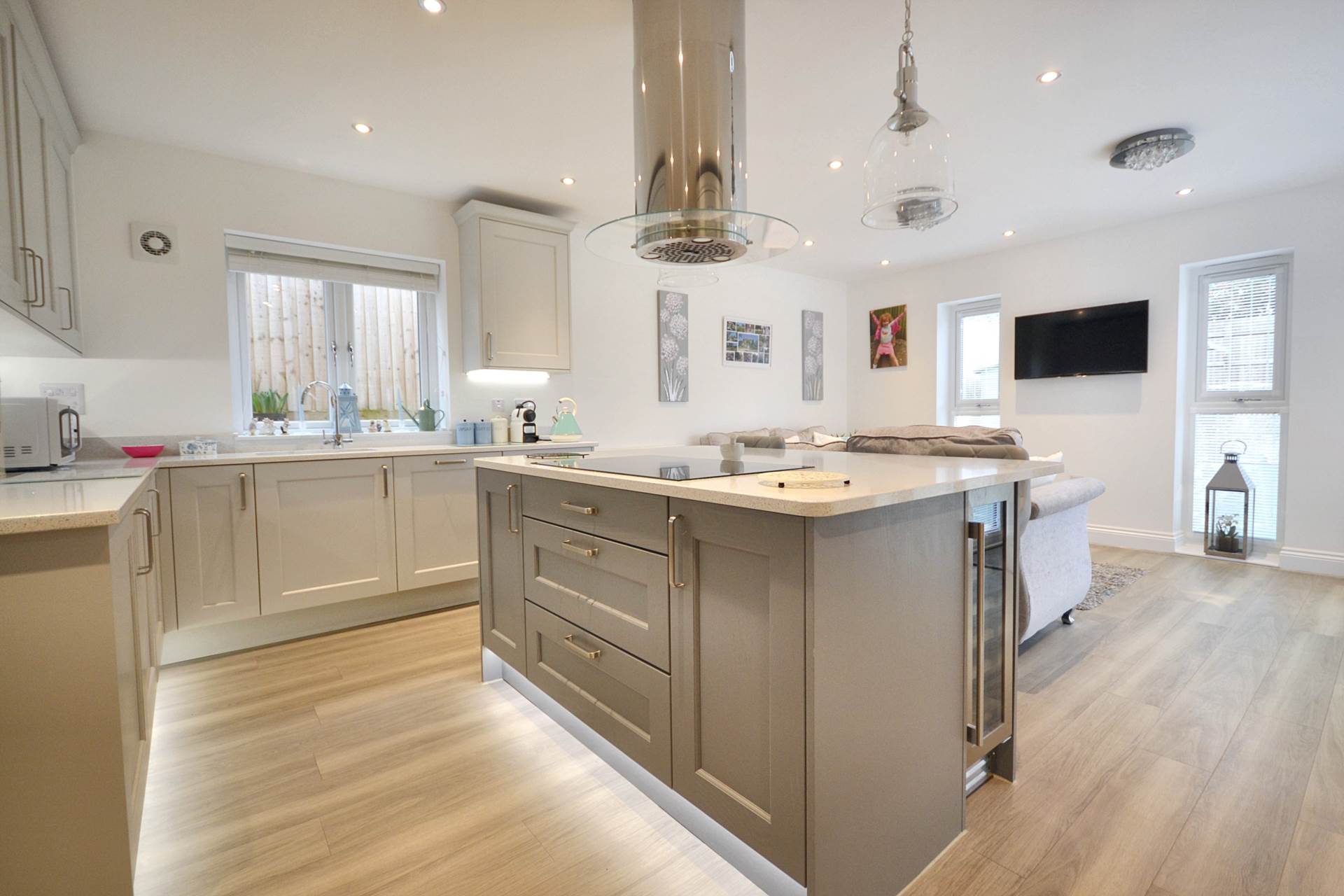 Bramley Close, Toddington, Cheltenham, Gloucestershire, Image 10
