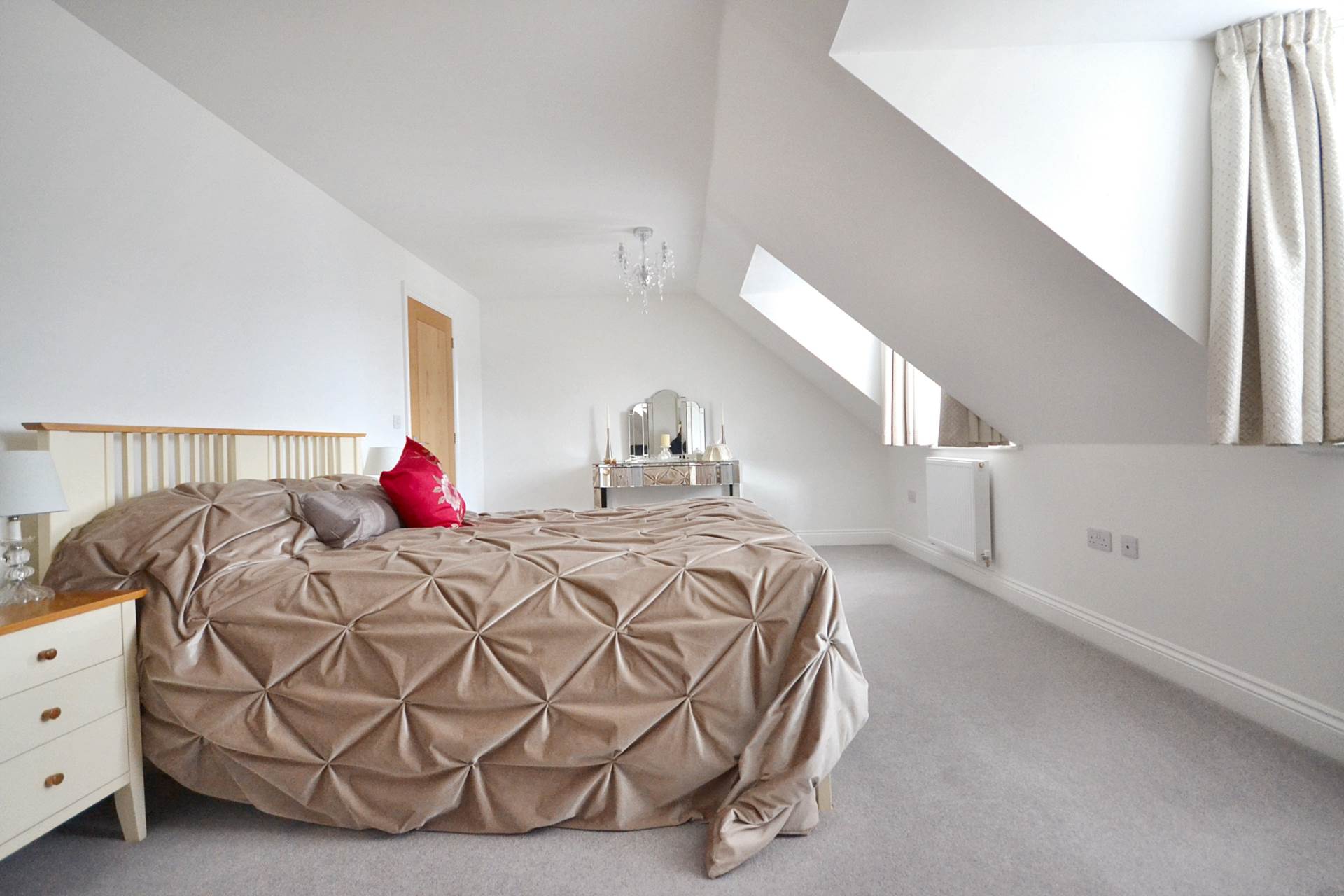 Bramley Close, Toddington, Cheltenham, Gloucestershire, Image 19