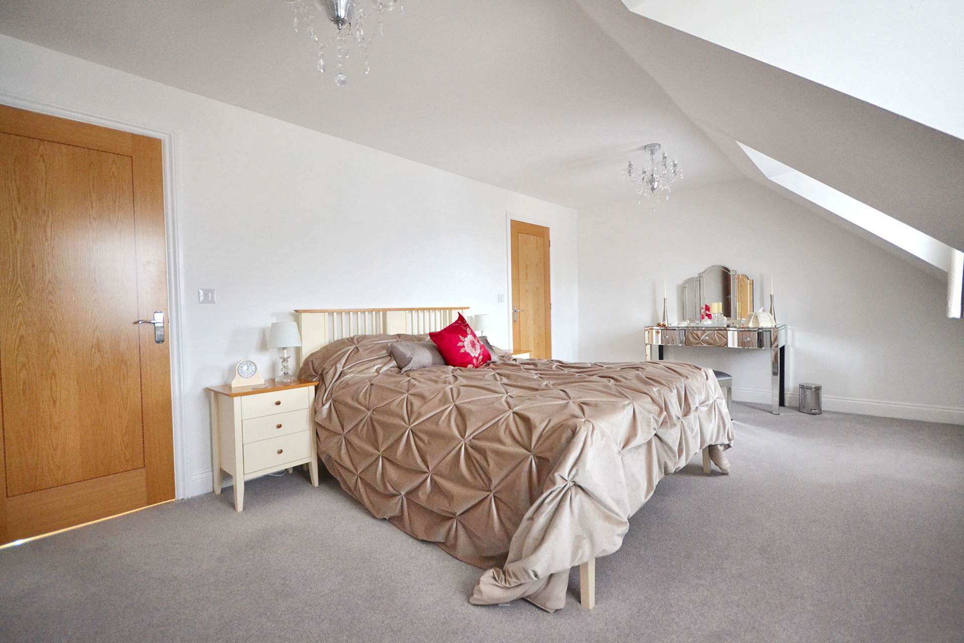 Bramley Close, Toddington, Cheltenham, Gloucestershire, Image 20