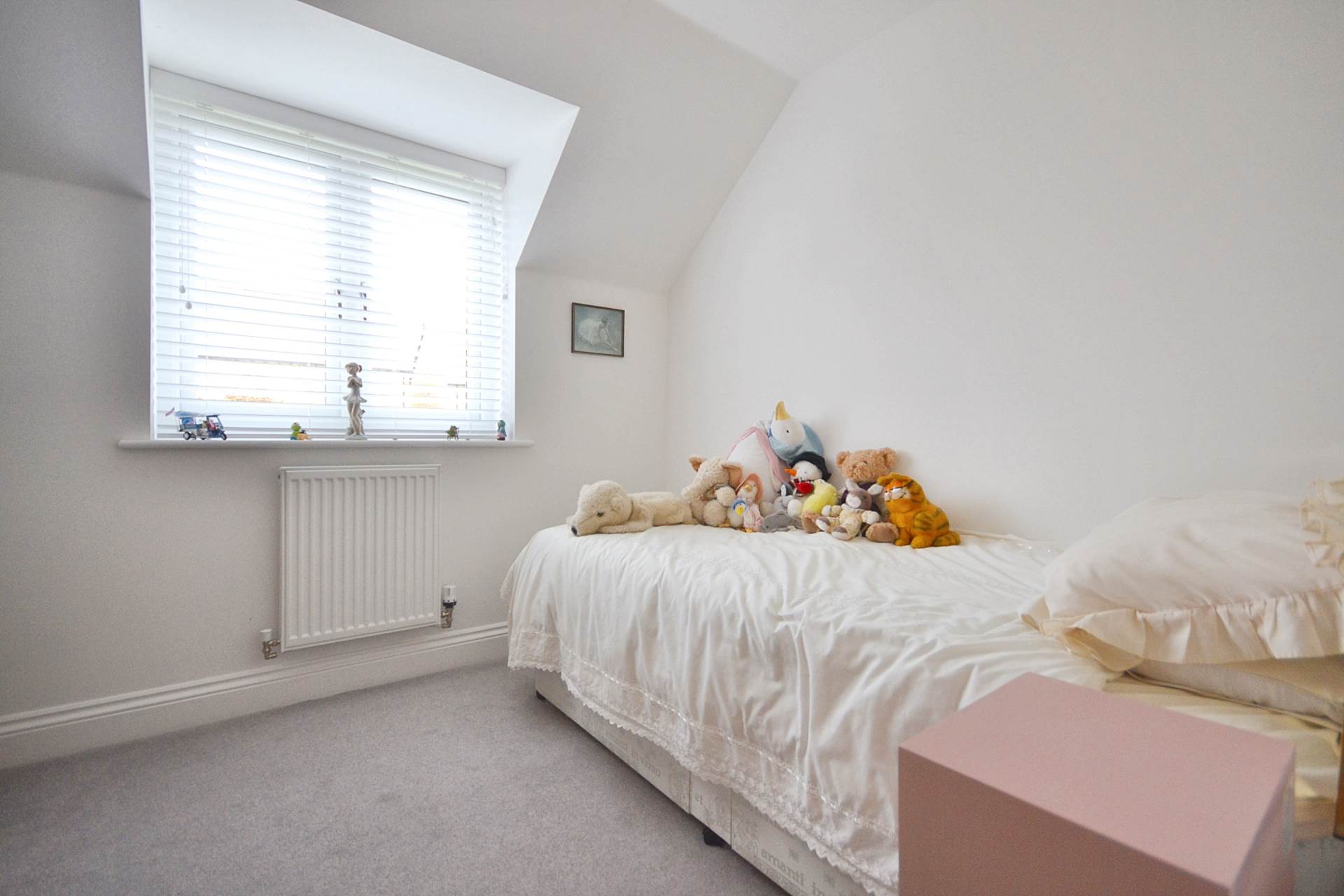 Bramley Close, Toddington, Cheltenham, Gloucestershire, Image 29