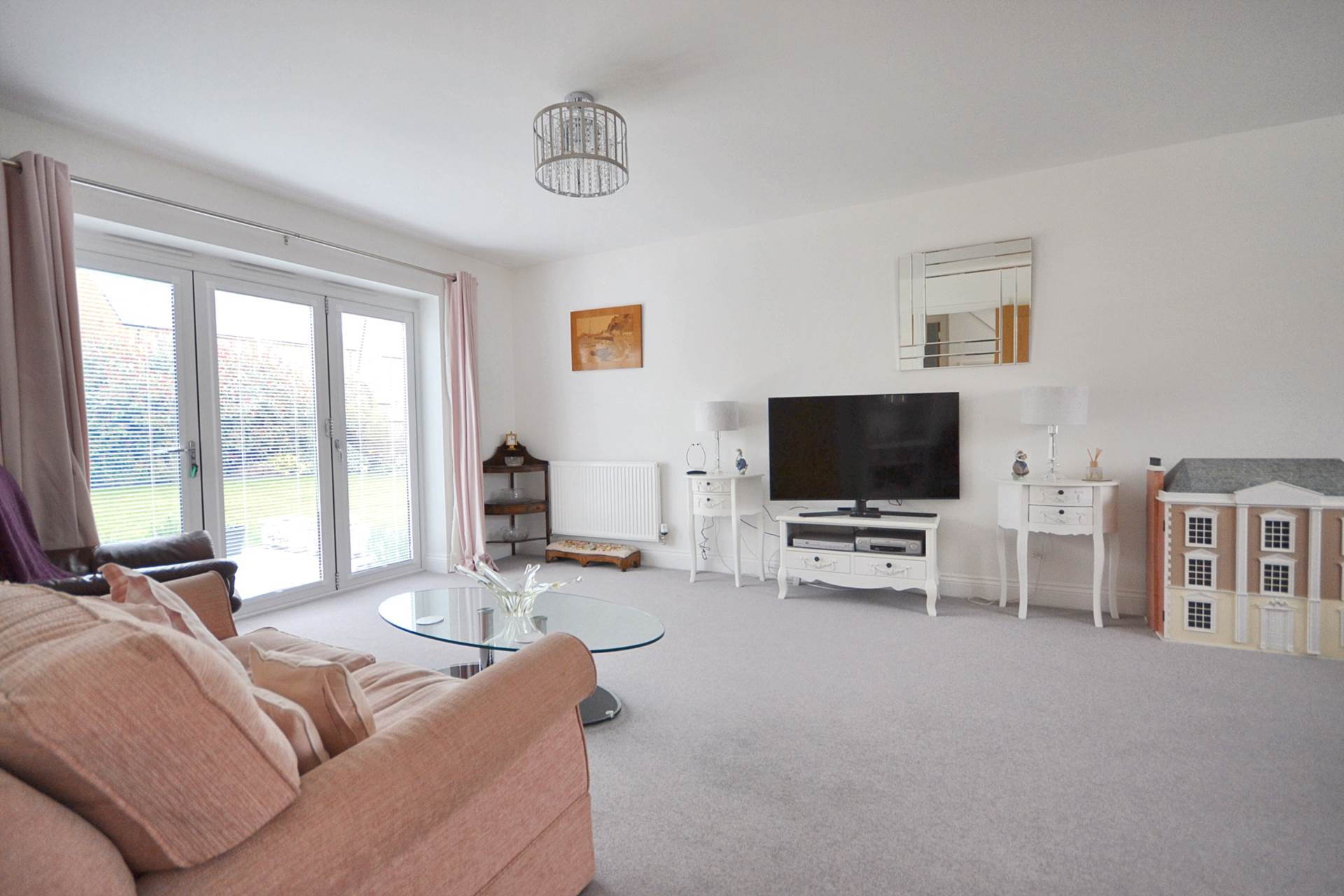 Bramley Close, Toddington, Cheltenham, Gloucestershire, Image 6