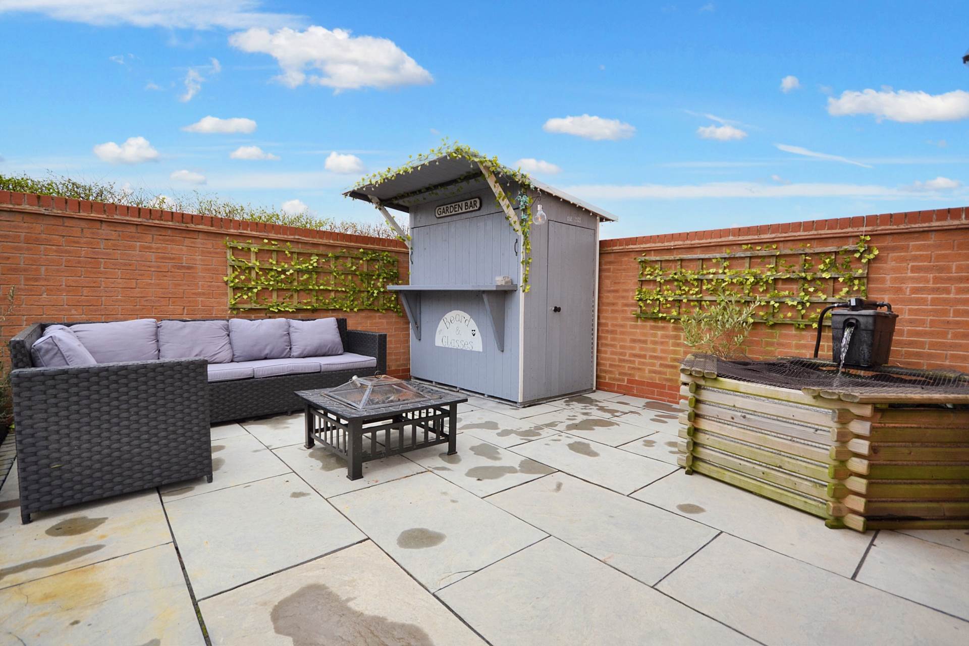 Geston Place, Twyning, Tewkesbury, Gloucestershire, Image 12