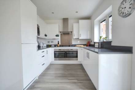 Geston Place, Twyning, Tewkesbury, Gloucestershire, Image 10