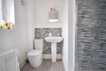 Geston Place, Twyning, Tewkesbury, Gloucestershire, Image 17