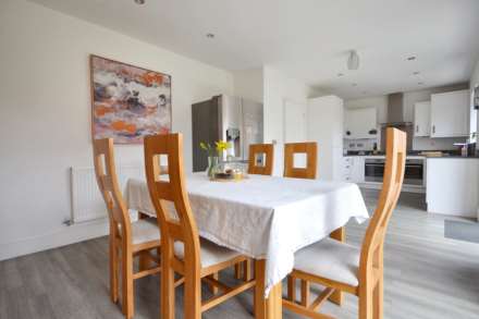 Geston Place, Twyning, Tewkesbury, Gloucestershire, Image 7