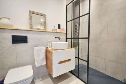 Evesham Road, Norton, Worcestershire, Image 27