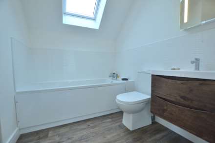 Queens Head Close, Aston Close, Tewkesbury, Gloucestershire, Image 14