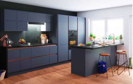 Queens Head Close, Aston Close, Tewkesbury, Gloucestershire, Image 2