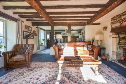 Main Road, Bredon, Tewkesbury, Gloucestershire, Image 4