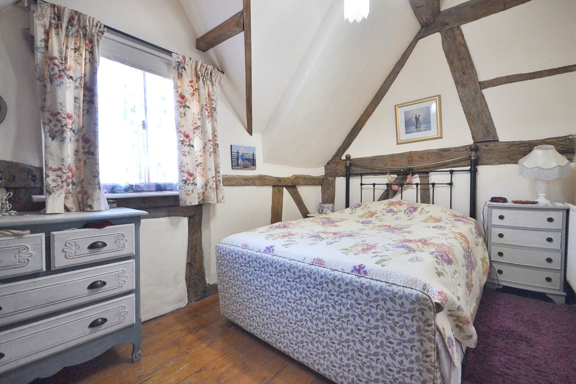 A three bedroom cottage with detached one bedroom annex, Image 17