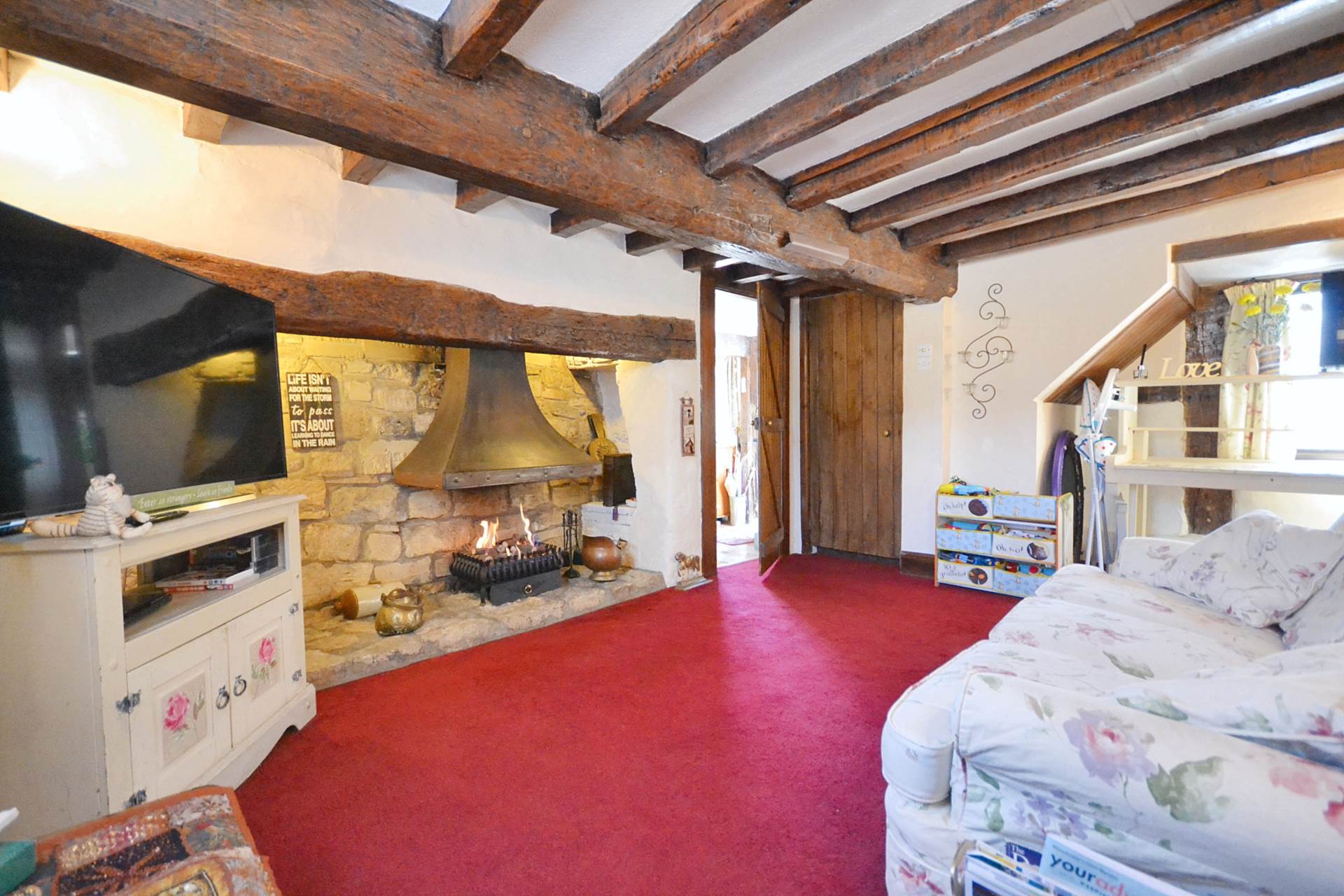 A three bedroom cottage with detached one bedroom annex, Image 9
