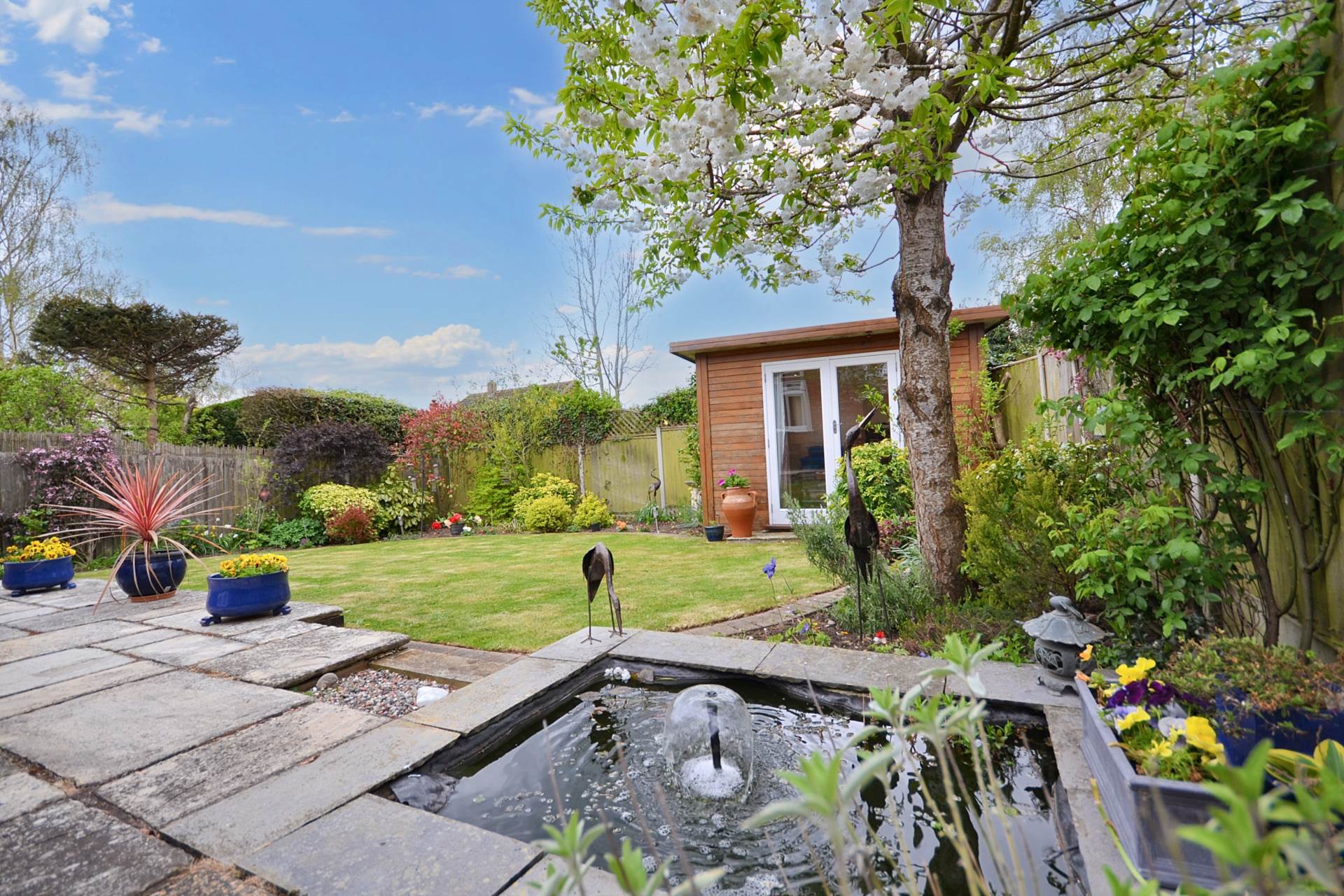 The Mayalls, Twyning, Tewkesbury, Gloucestershire, Image 2