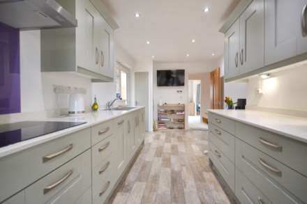 The Mayalls, Twyning, Tewkesbury, Gloucestershire, Image 12