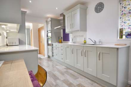 The Mayalls, Twyning, Tewkesbury, Gloucestershire, Image 9