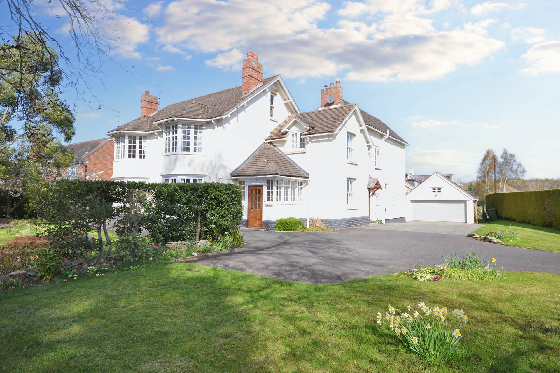 Main Road, Bredon, Tewkesbury, Gloucestershire, Image 2