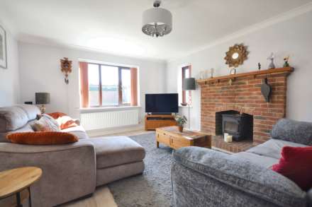 Towbury Court, Twyning, Gloucestershire, Image 3
