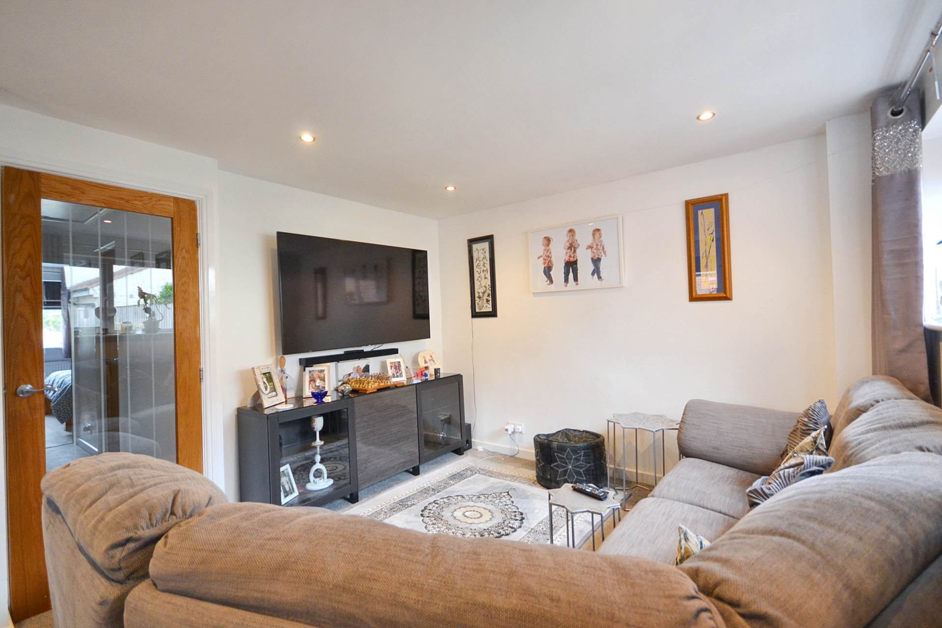 Plantation Crescent, Bredon, Tewkesbury, Gloucestershire, Image 11