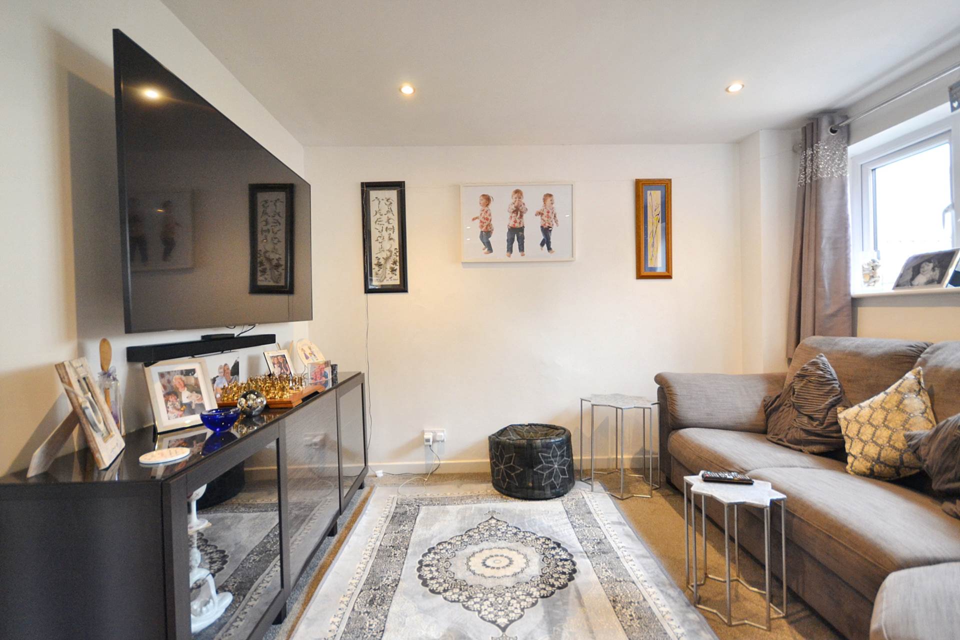 Plantation Crescent, Bredon, Tewkesbury, Gloucestershire, Image 12