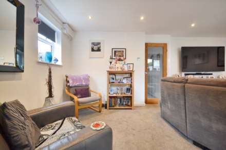 Plantation Crescent, Bredon, Tewkesbury, Gloucestershire, Image 10