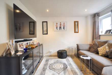 Plantation Crescent, Bredon, Tewkesbury, Gloucestershire, Image 12