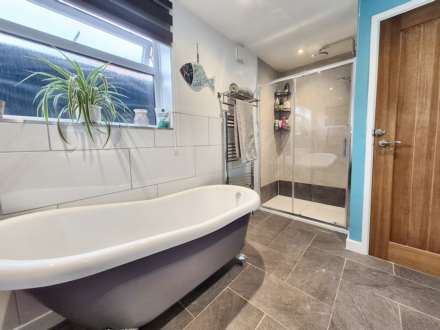 Plantation Crescent, Bredon, Tewkesbury, Gloucestershire, Image 19