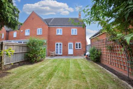 Wakeman Close, Tewkesbury, Gloucestershire, Image 2