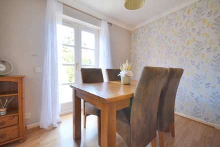 Wakeman Close, Tewkesbury, Gloucestershire, Image 7