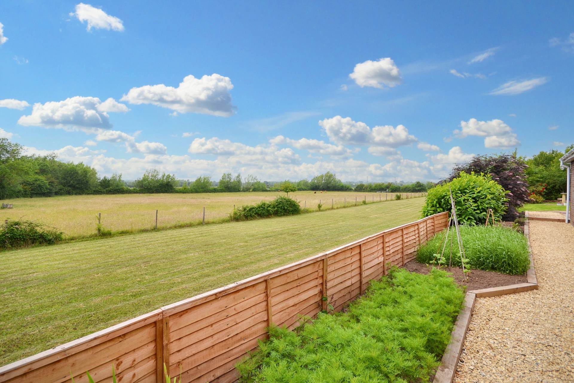 Hammock Road, Eckington, Pershore, Worcestershire, Image 24
